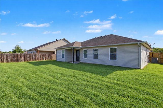 1321 S Apollo Drive, Fayetteville, AR 72701