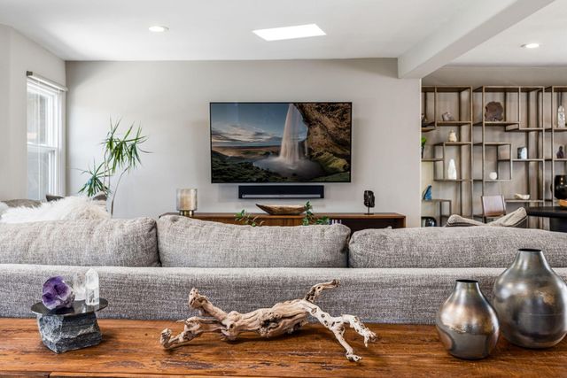 1901 Truman Street NE, Albuquerque, NM 87110