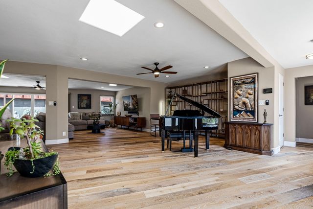 1901 Truman Street NE, Albuquerque, NM 87110