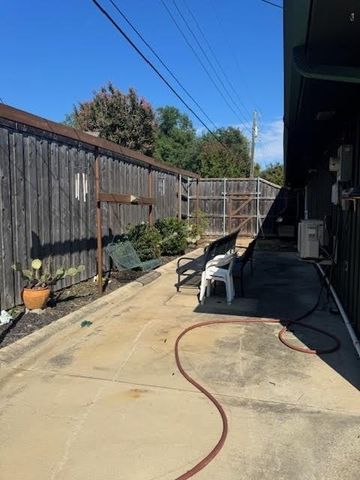 2849 Millwood Circle, Farmers Branch, TX 75234