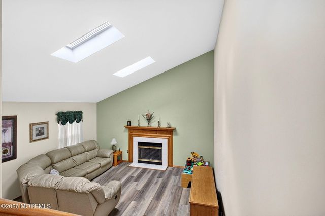 3 Branson Drive, Lincroft, NJ 07738