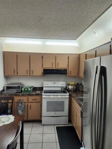 2840 Somerset Drive 404 M, Lauderdale Lakes, FL 33311