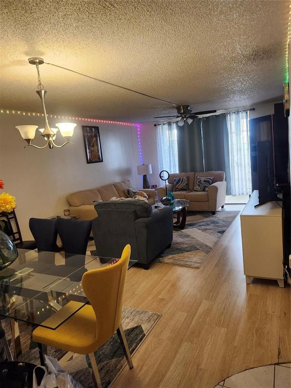 2840 Somerset Drive 404 M, Lauderdale Lakes, FL 33311
