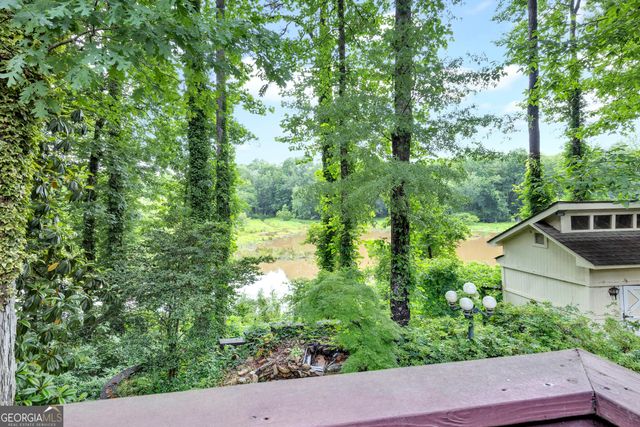 250 Country Lane Road, Fayetteville, GA 30214