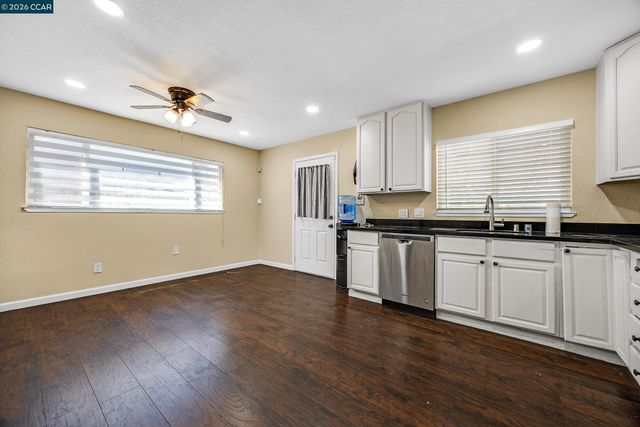 7 Lawrence Ave, Antioch, CA 94509