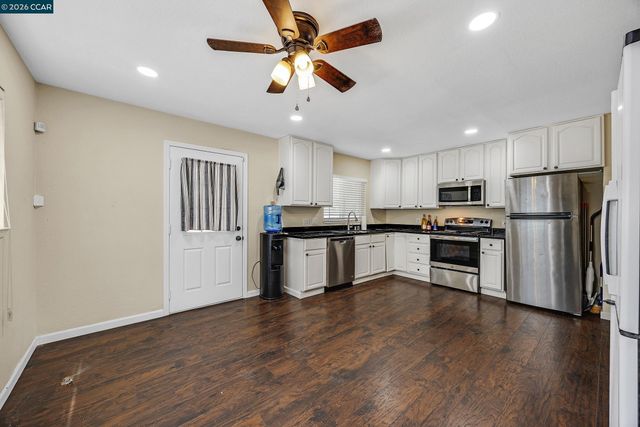 7 Lawrence Ave, Antioch, CA 94509