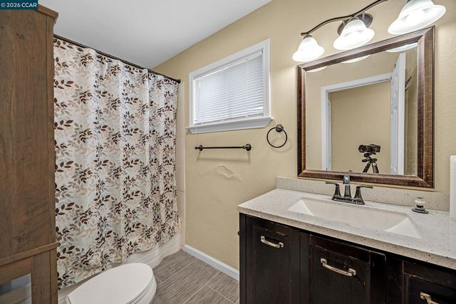 7 Lawrence Ave, Antioch, CA 94509