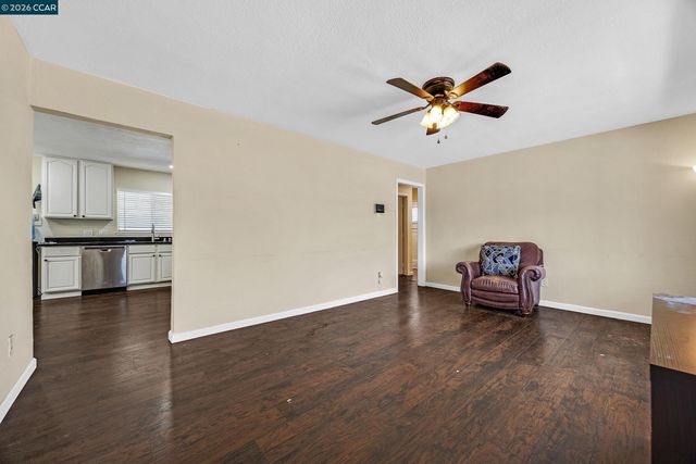 7 Lawrence Ave, Antioch, CA 94509