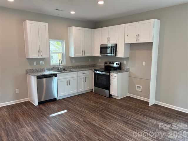 504 N Broad Street, Gastonia, NC 28054