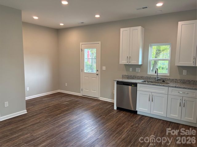 504 N Broad Street, Gastonia, NC 28054