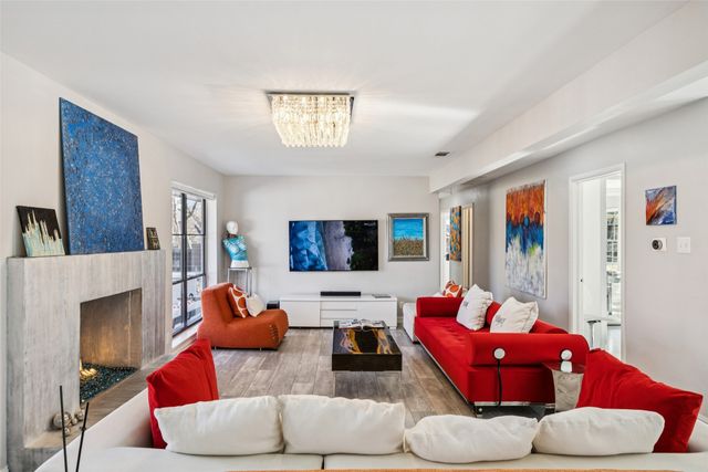 2715 Bonnywood Lane, Dallas, TX 75233