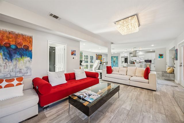 2715 Bonnywood Lane, Dallas, TX 75233