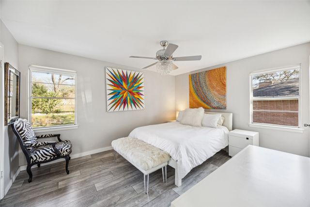 2715 Bonnywood Lane, Dallas, TX 75233