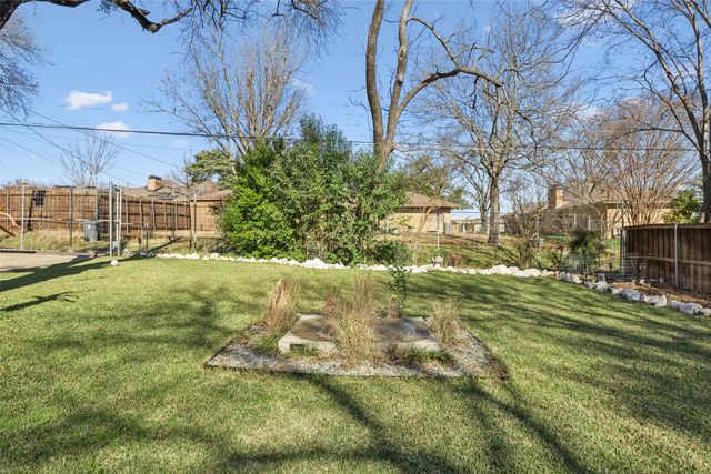 2715 Bonnywood Lane, Dallas, TX 75233
