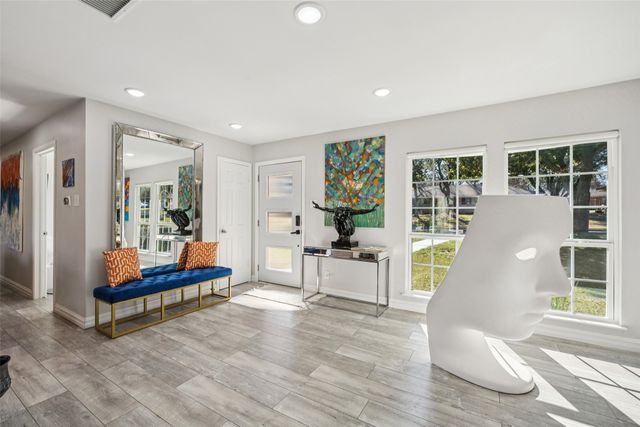 2715 Bonnywood Lane, Dallas, TX 75233