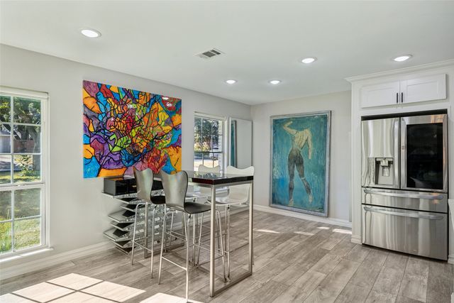 2715 Bonnywood Lane, Dallas, TX 75233