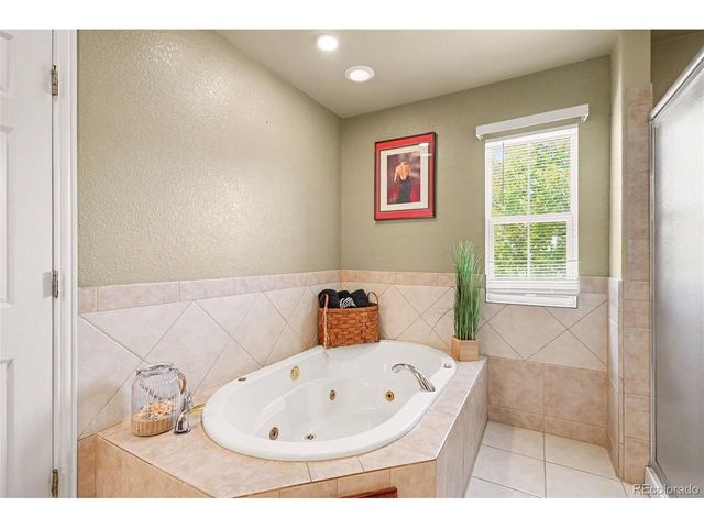 13933 E Princeton Pl B, Aurora, CO 80014