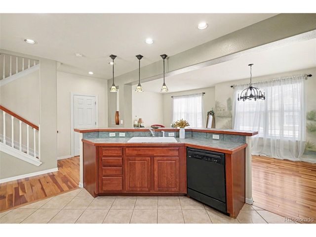 13933 E Princeton Pl B, Aurora, CO 80014