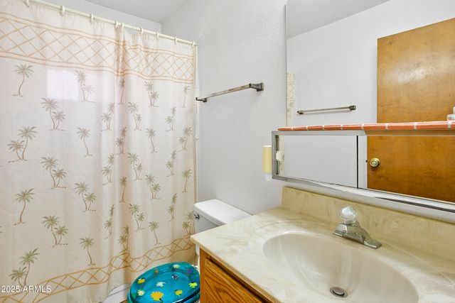 451 E San Remo Avenue, Gilbert, AZ 85234