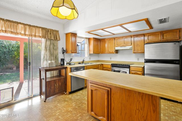 451 E San Remo Avenue, Gilbert, AZ 85234