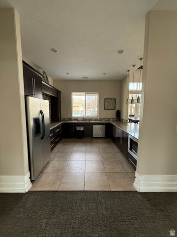 11293 S SWEET PEA LN, South Jordan, UT 84095