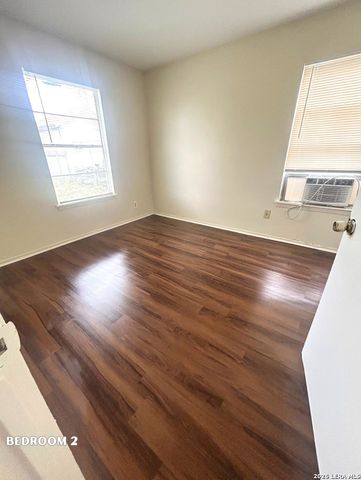 3827 Manchester, San Antonio, TX 78223