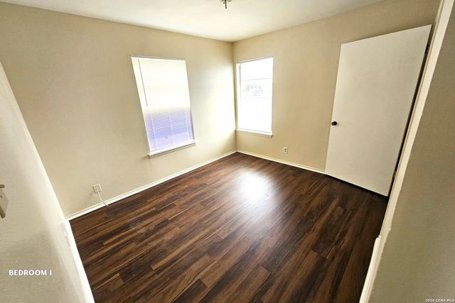 3827 Manchester, San Antonio, TX 78223