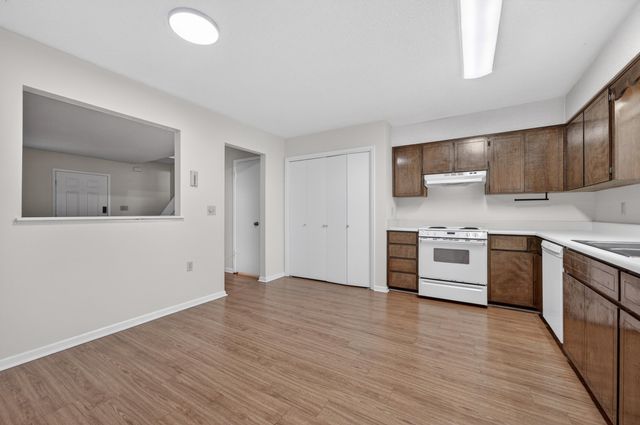 132 5Th Avenue, Shalimar, FL 32579