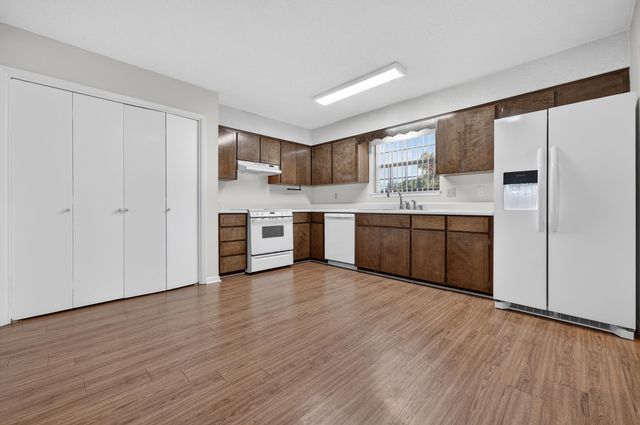 132 5Th Avenue, Shalimar, FL 32579