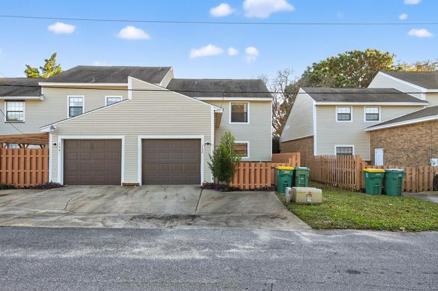 132 5Th Avenue, Shalimar, FL 32579