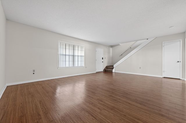 132 5Th Avenue, Shalimar, FL 32579