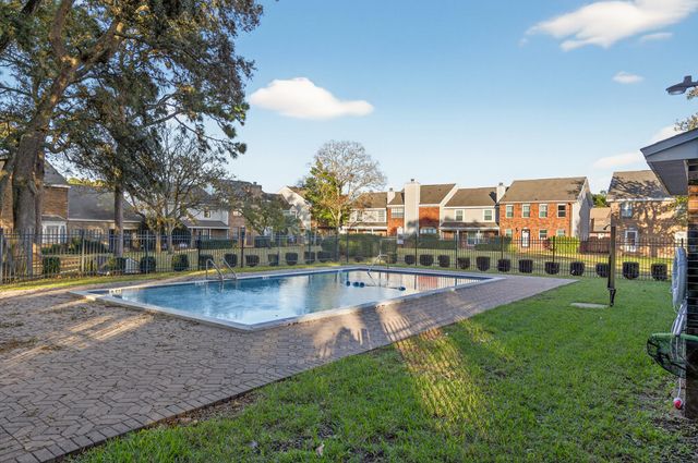 132 5Th Avenue, Shalimar, FL 32579