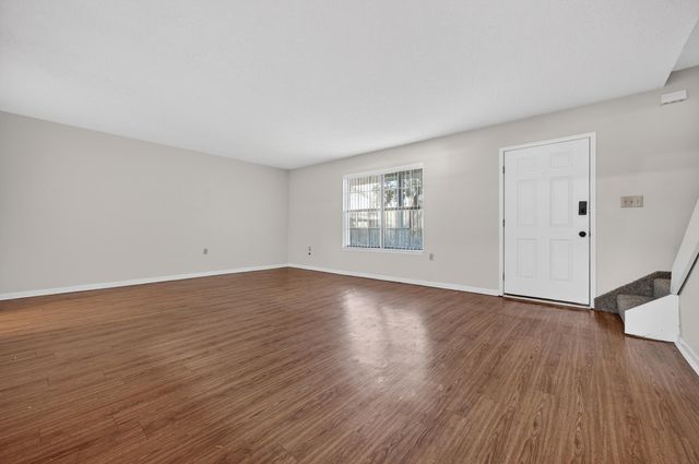 132 5Th Avenue, Shalimar, FL 32579