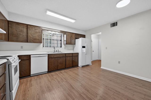 132 5Th Avenue, Shalimar, FL 32579