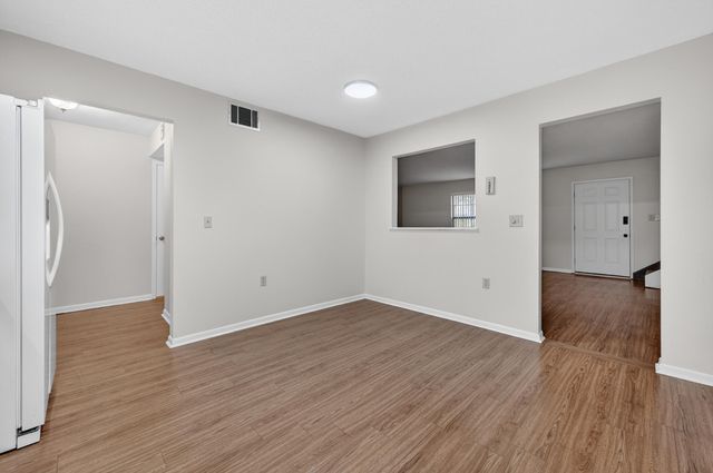 132 5Th Avenue, Shalimar, FL 32579