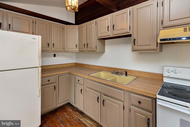 15 JEROME TER, Clementon, NJ 08021