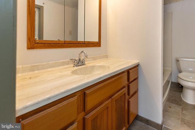 15 JEROME TER, Clementon, NJ 08021