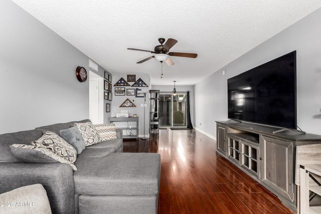 17241 N 16TH Drive 10, Phoenix, AZ 85023