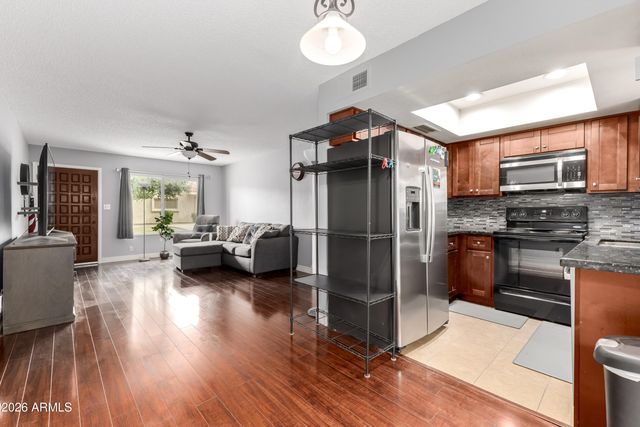 17241 N 16TH Drive 10, Phoenix, AZ 85023