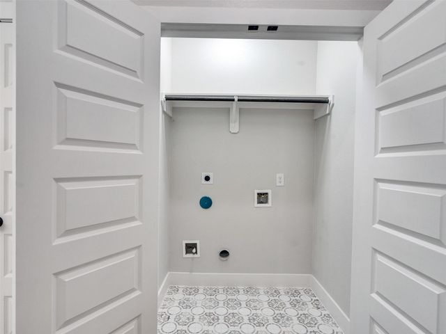 4713 Talina Way B, Houston, TX 77041