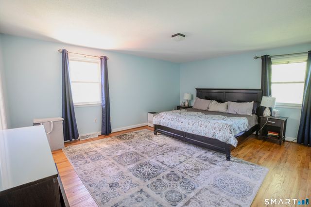 10 Eastwood Road, West Hartford, CT 06117