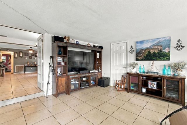 12408 N BOULEVARD, Tampa, FL 33612