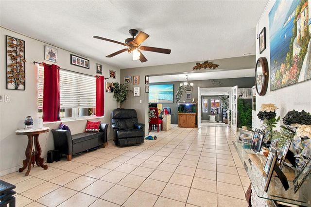 12408 N BOULEVARD, Tampa, FL 33612