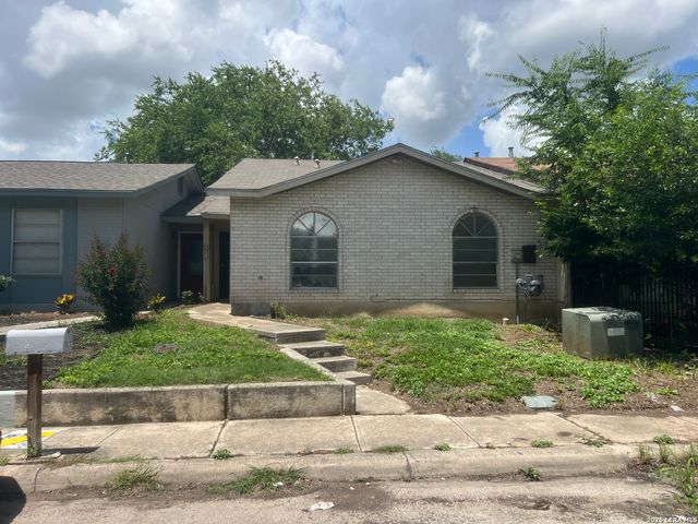 6817 NESTON DR, San Antonio, TX 78239