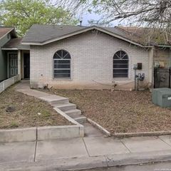 6817 NESTON DR, San Antonio, TX 78239