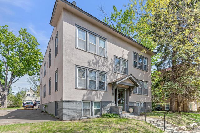 412 Pierce Street N, Saint Paul, MN 55104