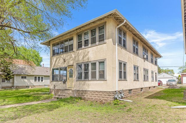 412 Pierce Street N, Saint Paul, MN 55104