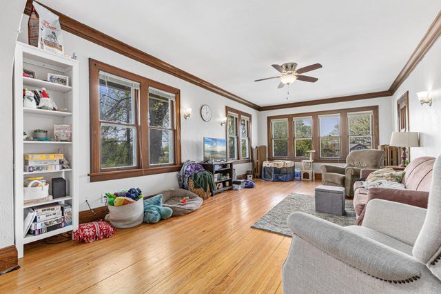 412 Pierce Street N, Saint Paul, MN 55104