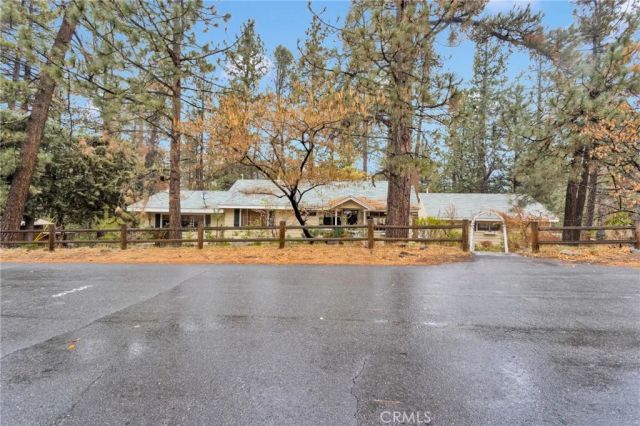 2046 Thrush, Wrightwood, CA 92397