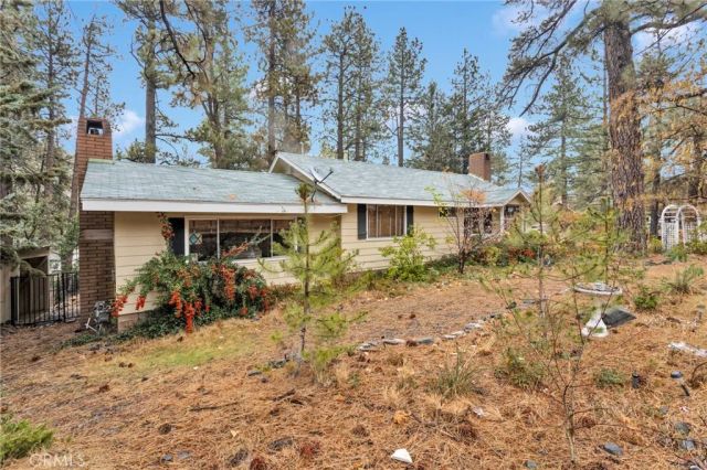 2046 Thrush, Wrightwood, CA 92397